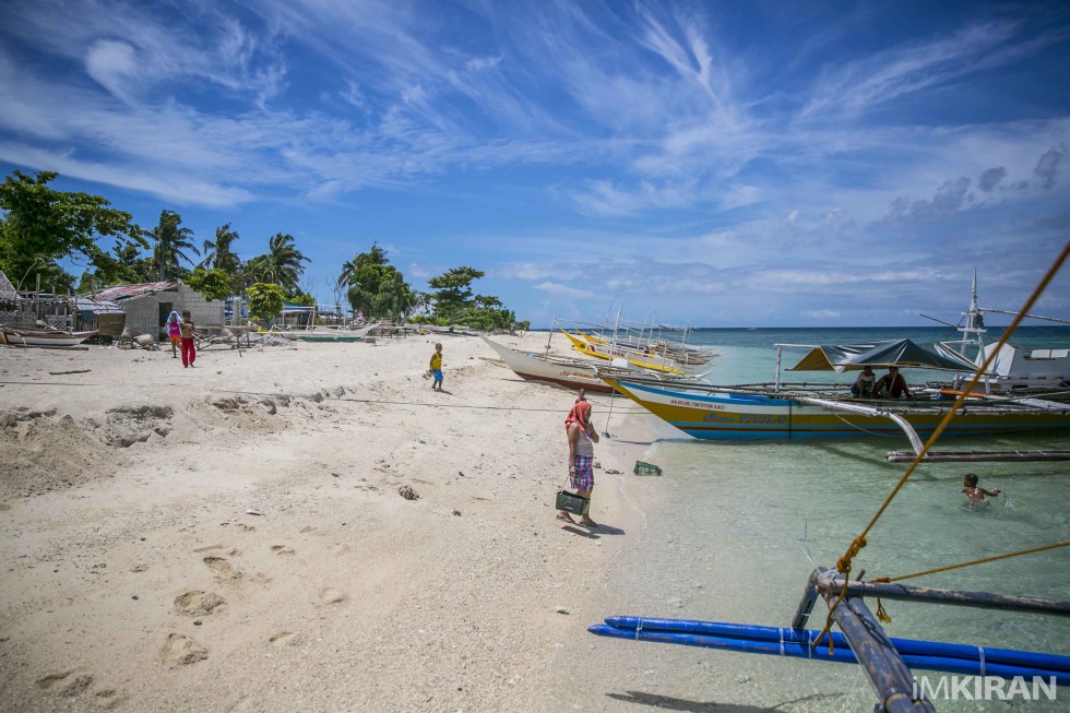 We left after spending a few hours on this remote island, it was a magical day - Baliguian Island, Panay - Philippines