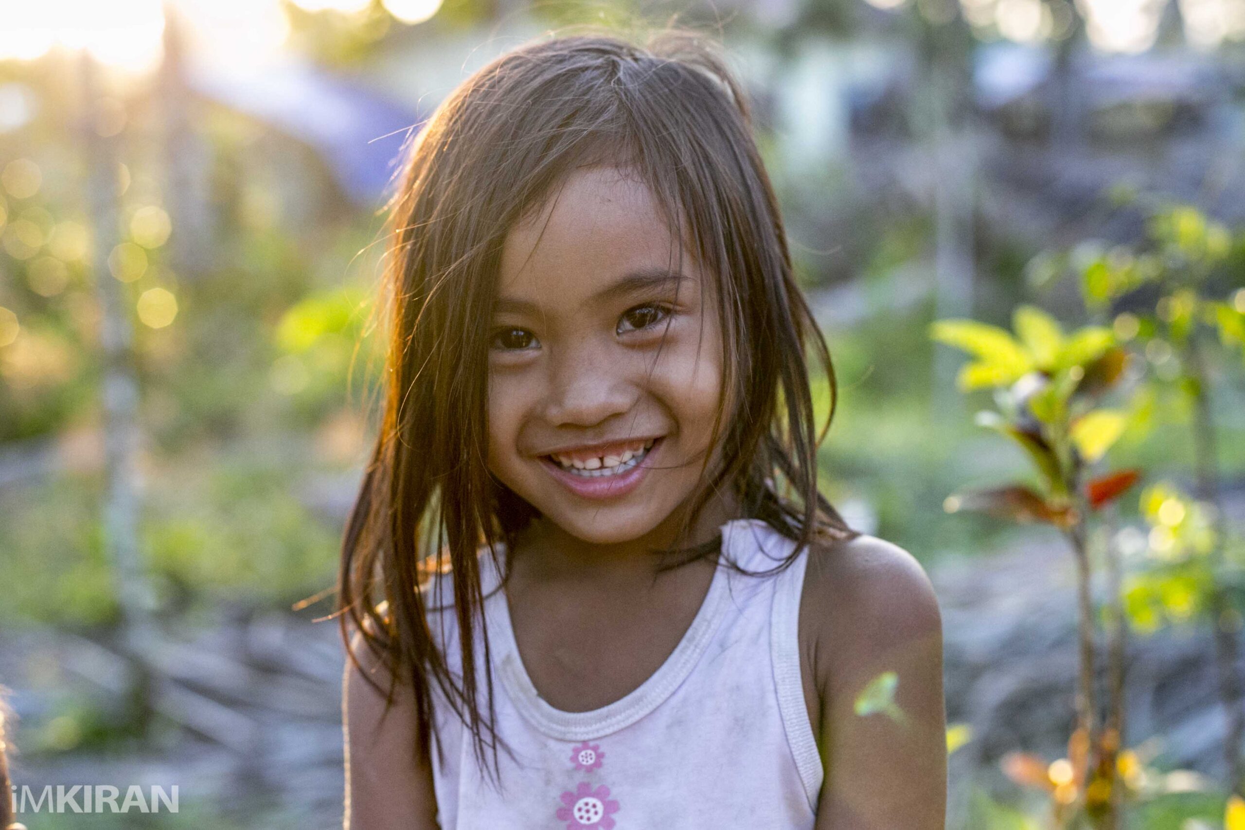 Sunshine in Crossing Lais | Philippines