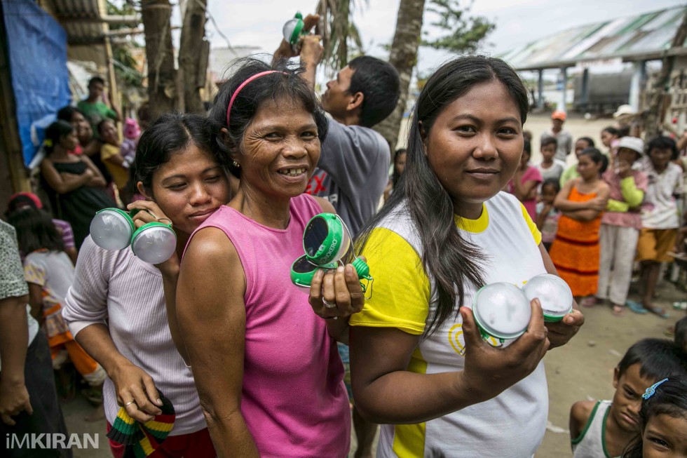 Nokero Solar Lights Donated to Haiyan survivors, Philippines